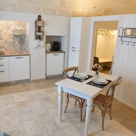 Suite Vitti 5 - Puglia Mia Apartments Monopoli Bagian luar foto