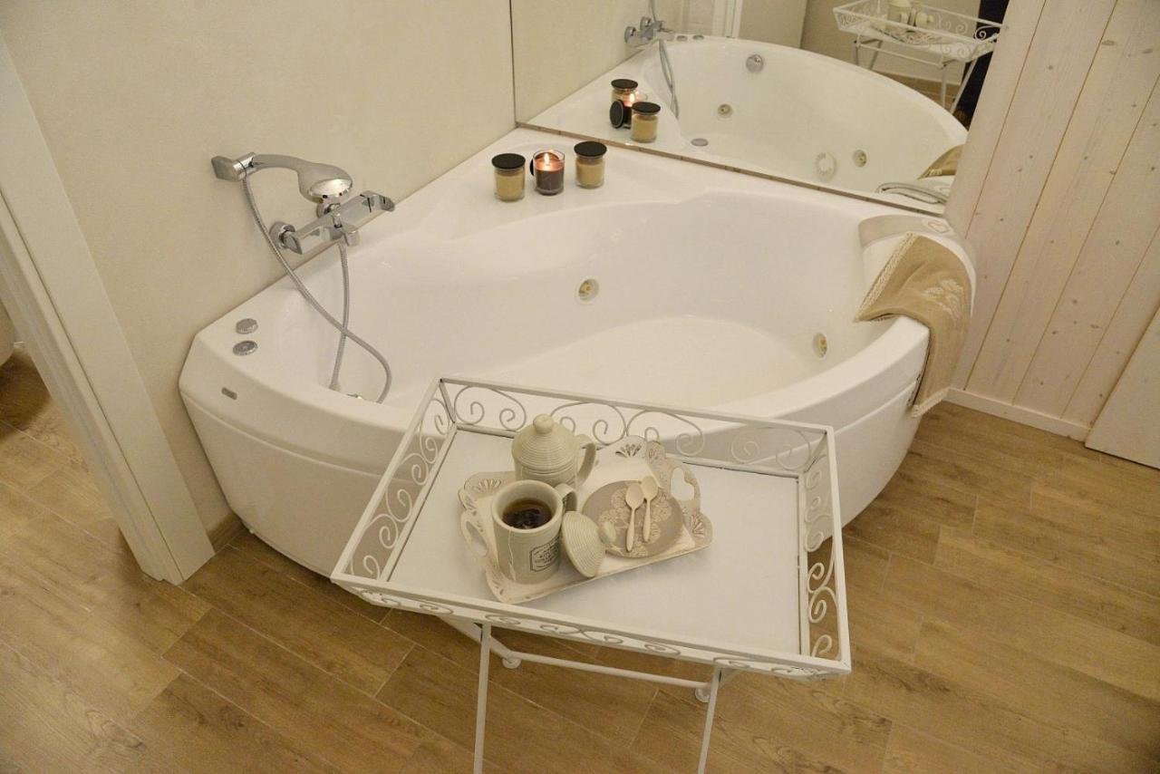 Suite Vitti 5 - Puglia Mia Apartments Monopoli Bagian luar foto