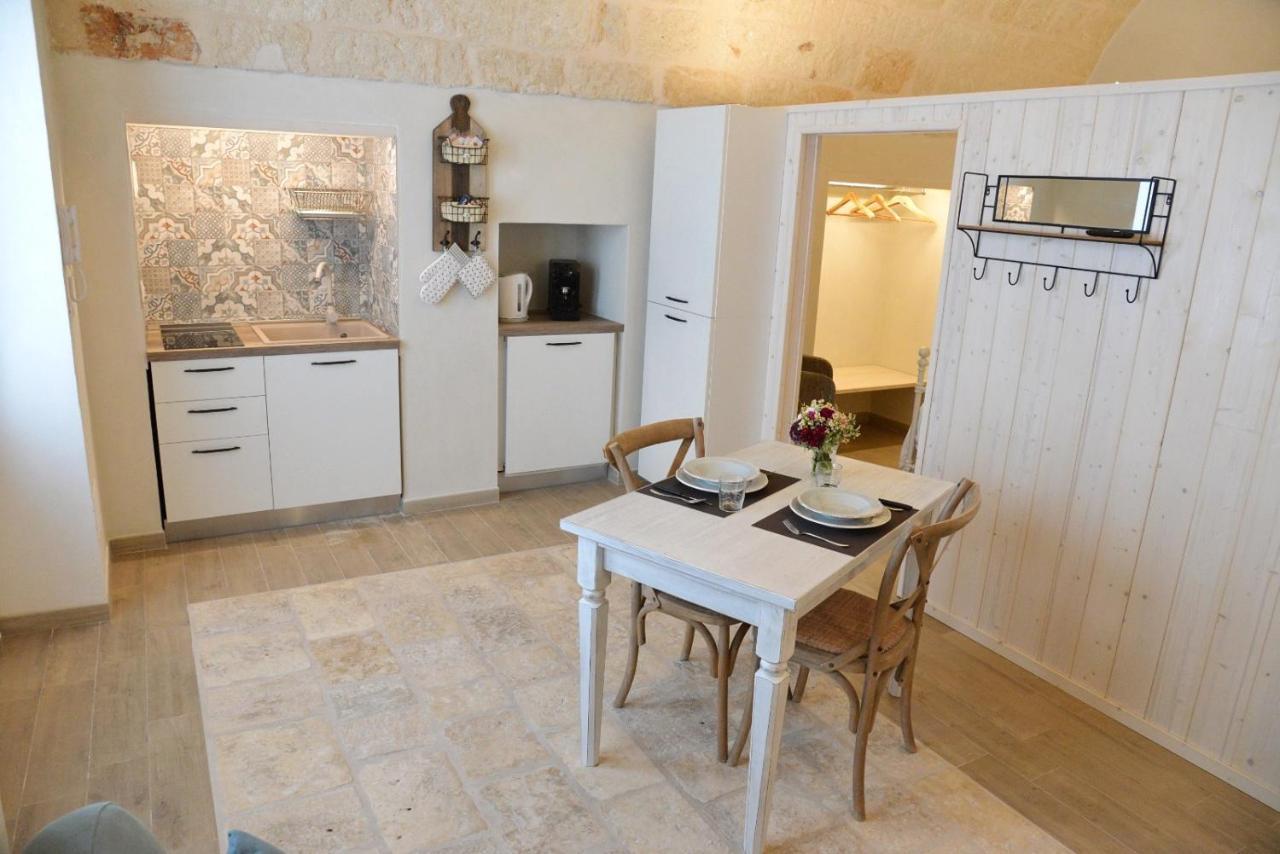 Suite Vitti 5 - Puglia Mia Apartments Monopoli Bagian luar foto